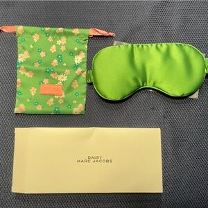 Marc Jacobs Daisy Sleep mask with bag